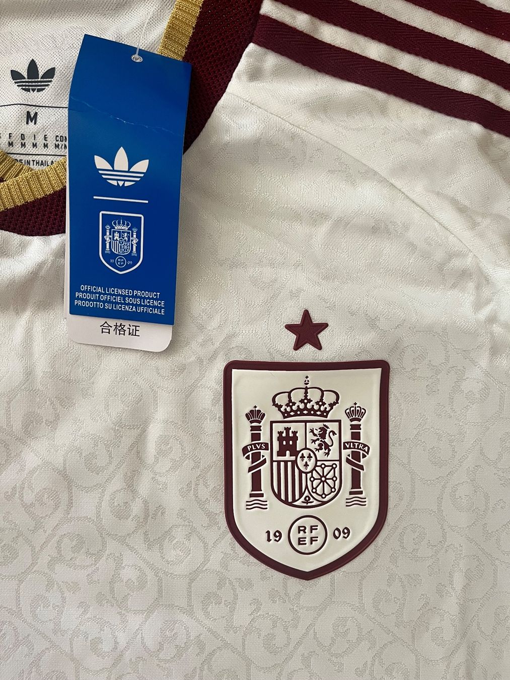 Leibchen & Hosen: Spanien Trikot 2026 (Express Angebot) – Neu (gemäss Beschreibung) aus Zürich von christianvs_ 1