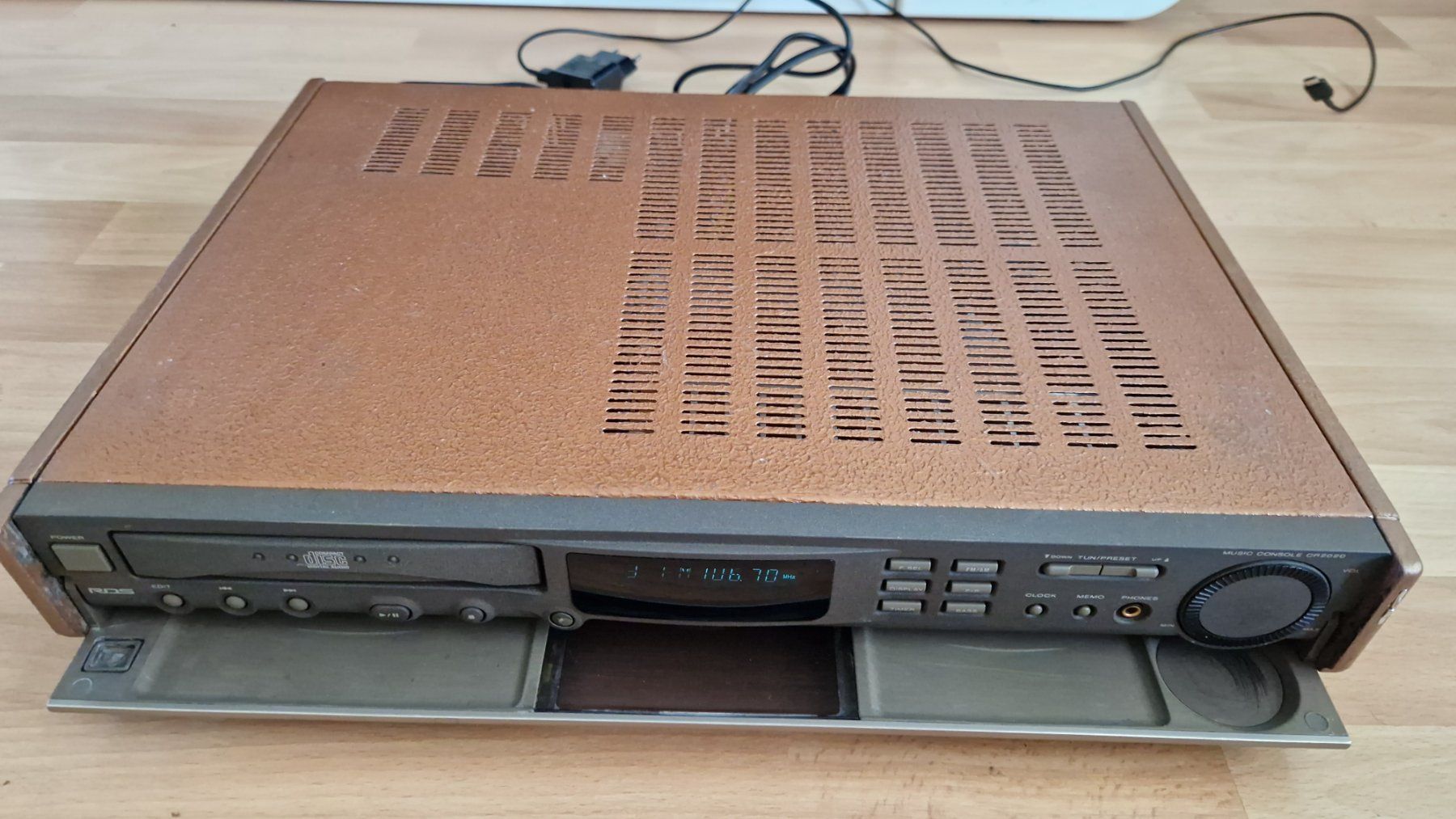 Marantz Lettore multimediale & Streamer: Marantz 75CR2020/2A – Usato da Zürich venduto da Arianco 4