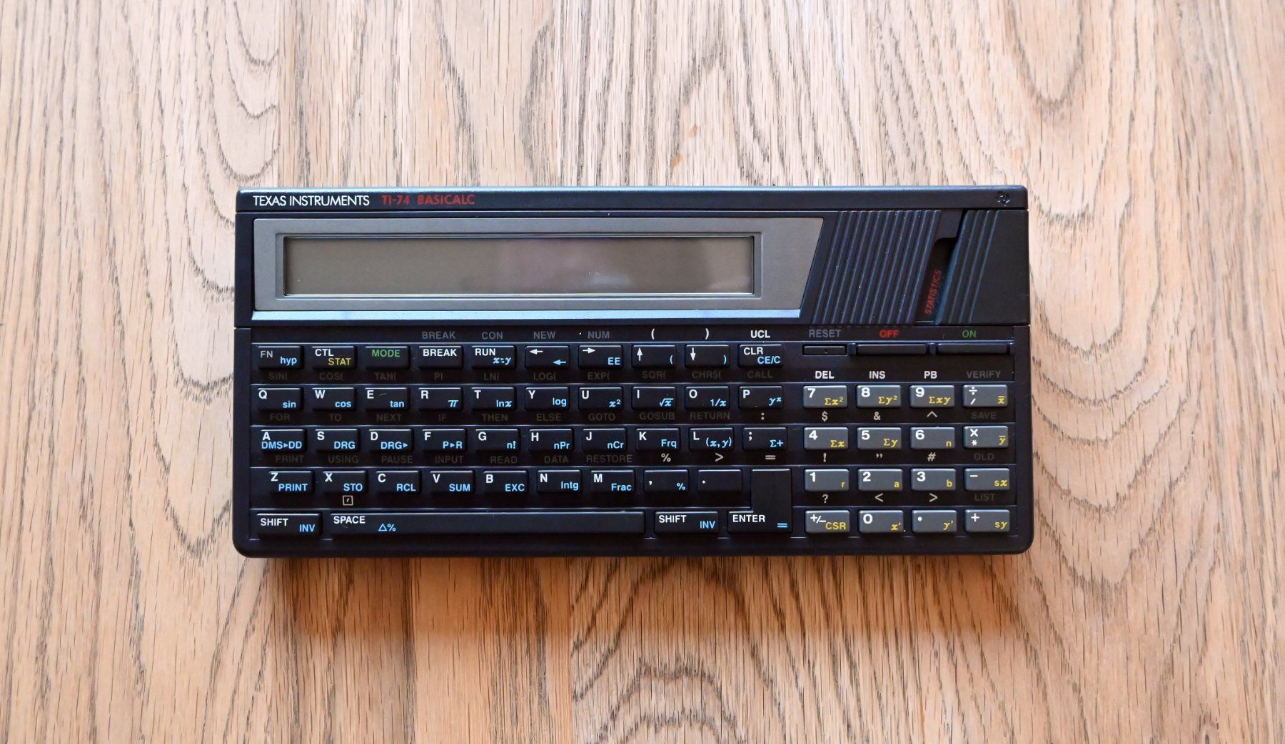 Texas Instruments Calcolatrici tascabili: Texas Instruments Ti-74 BASICALC inkl. Statistikmodul – Usato da Münchenbuchsee venduto da Chaoo