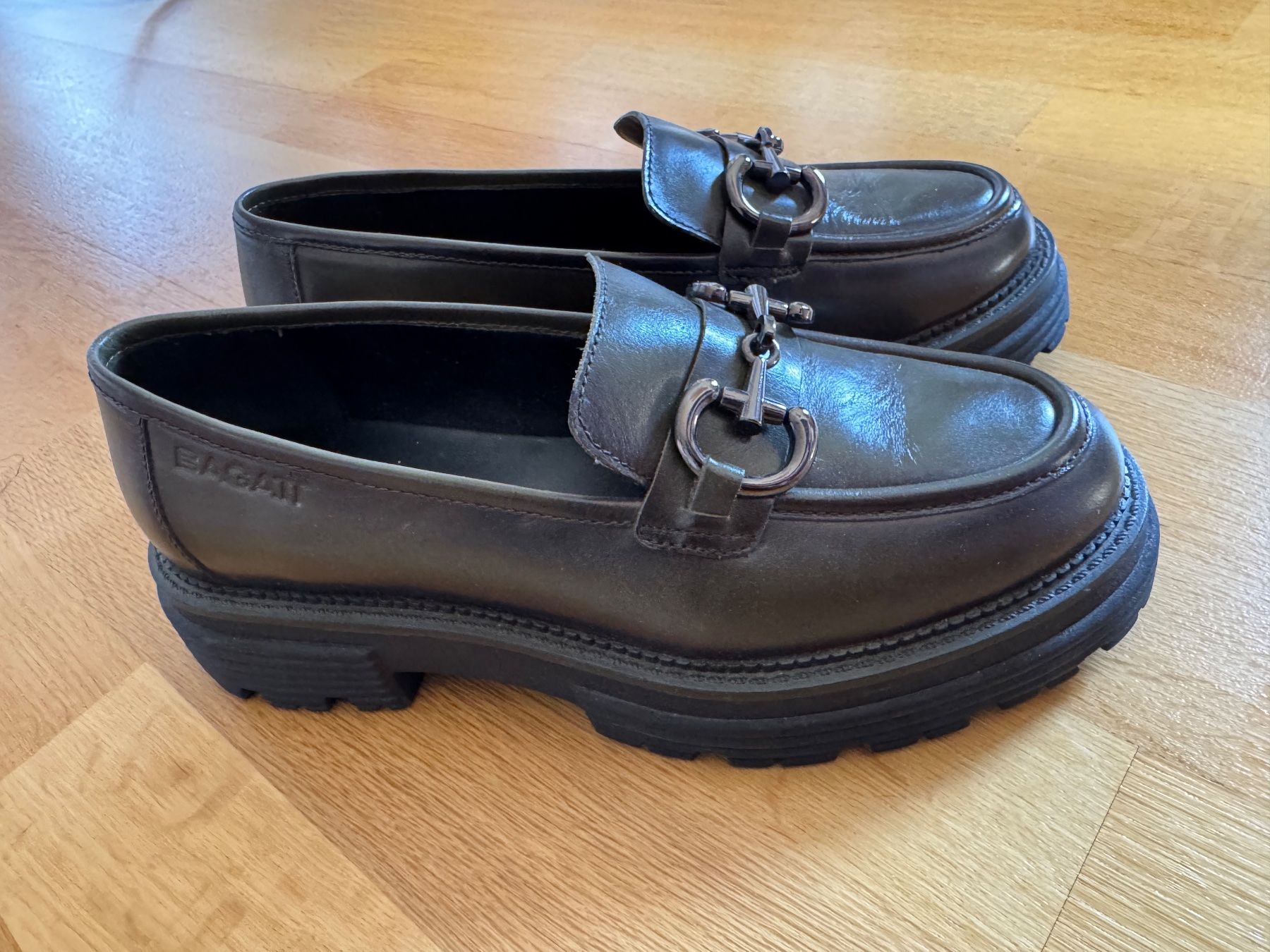 Bagatt Scarpe da donna: Bagatt Leder Slipper dunkelgrün – Nuovo (secondo la descrizione) da St. Gallen venduto da eva_rcr5 2