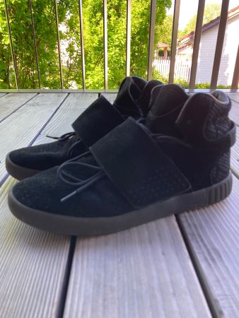 Schwarze Adidas Tubular Invader Gr. 44 - Guter Zustand!