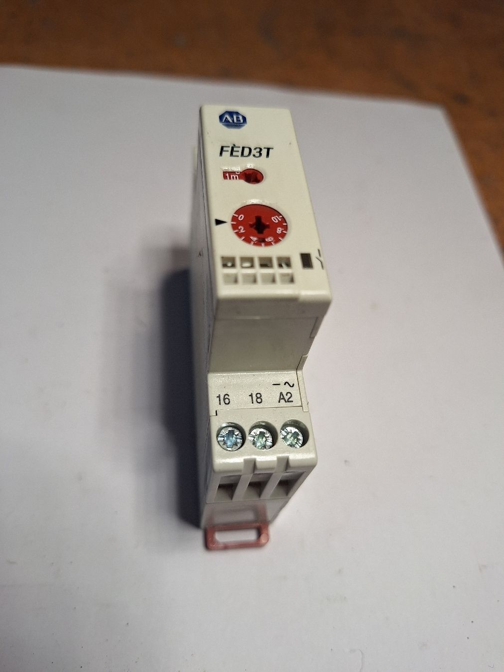 Composants électroniques: Zeitrelais Allen Bradley – Neuf (Voir description) à Schwarzenburg par Elena_91