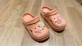 Peach Clogs with Flower & Starfish Charms - Size EU 39