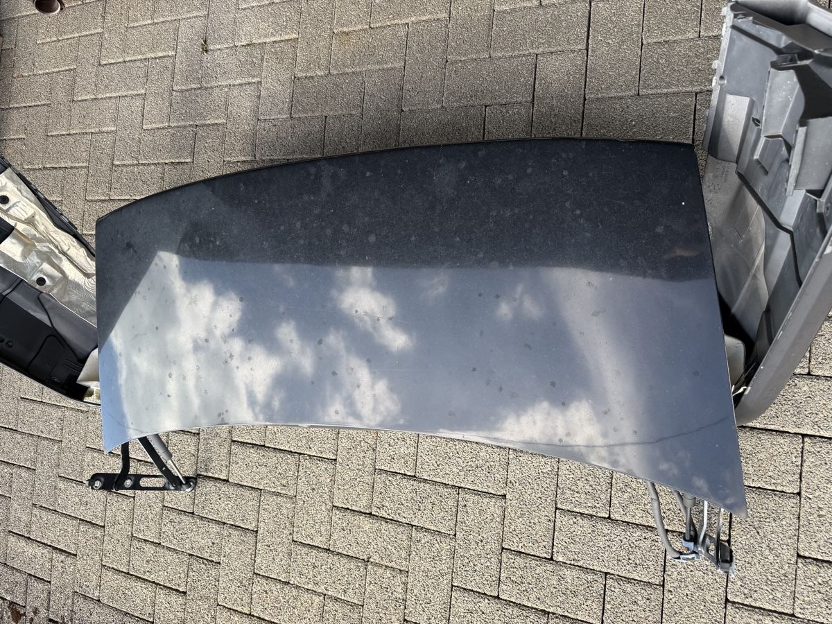 BMW Tutti pezzi di ricambio auto: Bmw E36 Cabrio Heckklappe – Usato da Muri AG venduto da Aero96 1