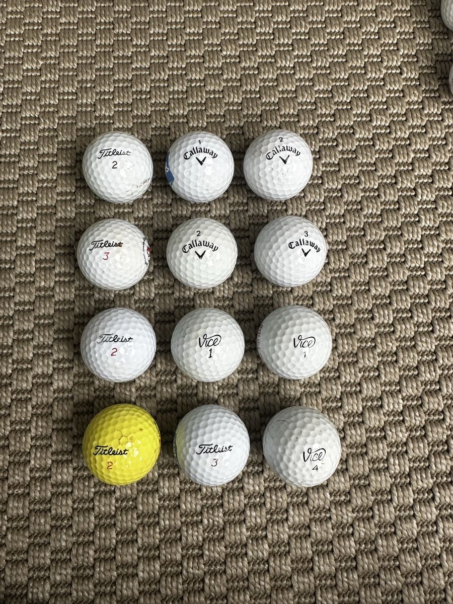 Palloni: Diverse Golfbälle mit Logo - Titleist, Callaway, Vice – Usato da Zürich venduto da tobi_8032