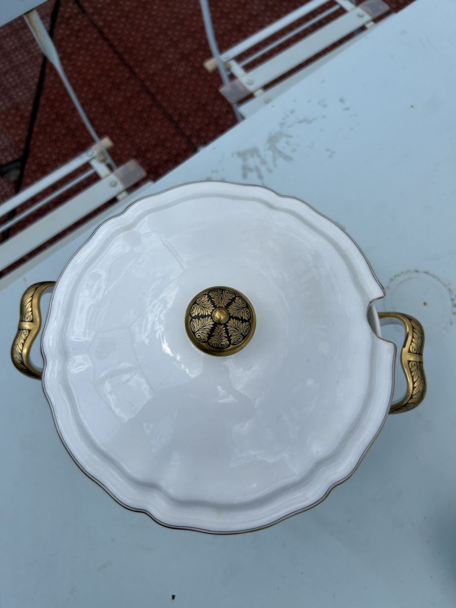 Ciotole: Suppenschüssel mit Deckel – Usato da Zürich venduto da Mary8044 2