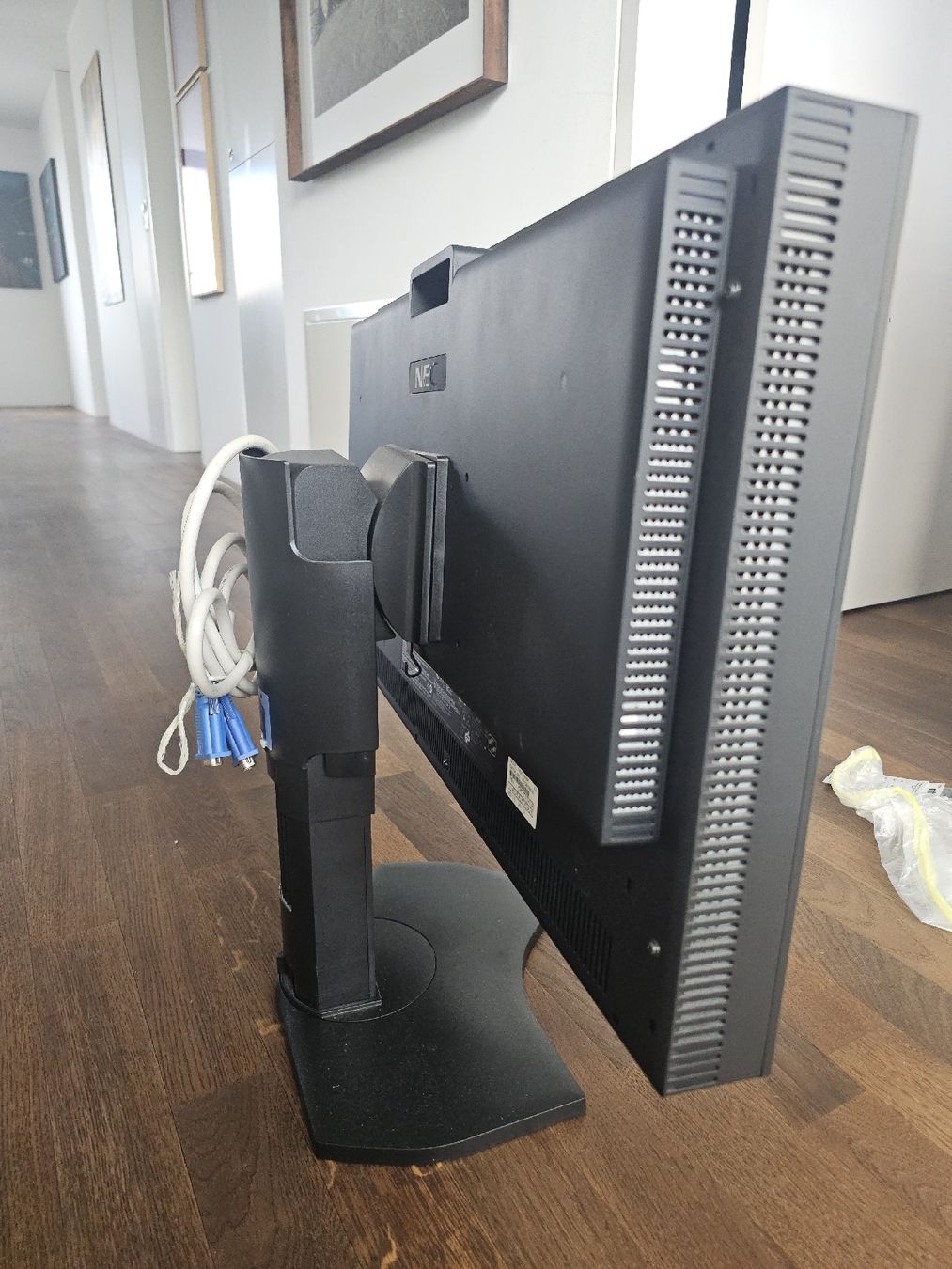 Nec Ecrans: Monitor NEC MultiSync PA271W schwarz – D'occasion à Köniz par Paillette 1