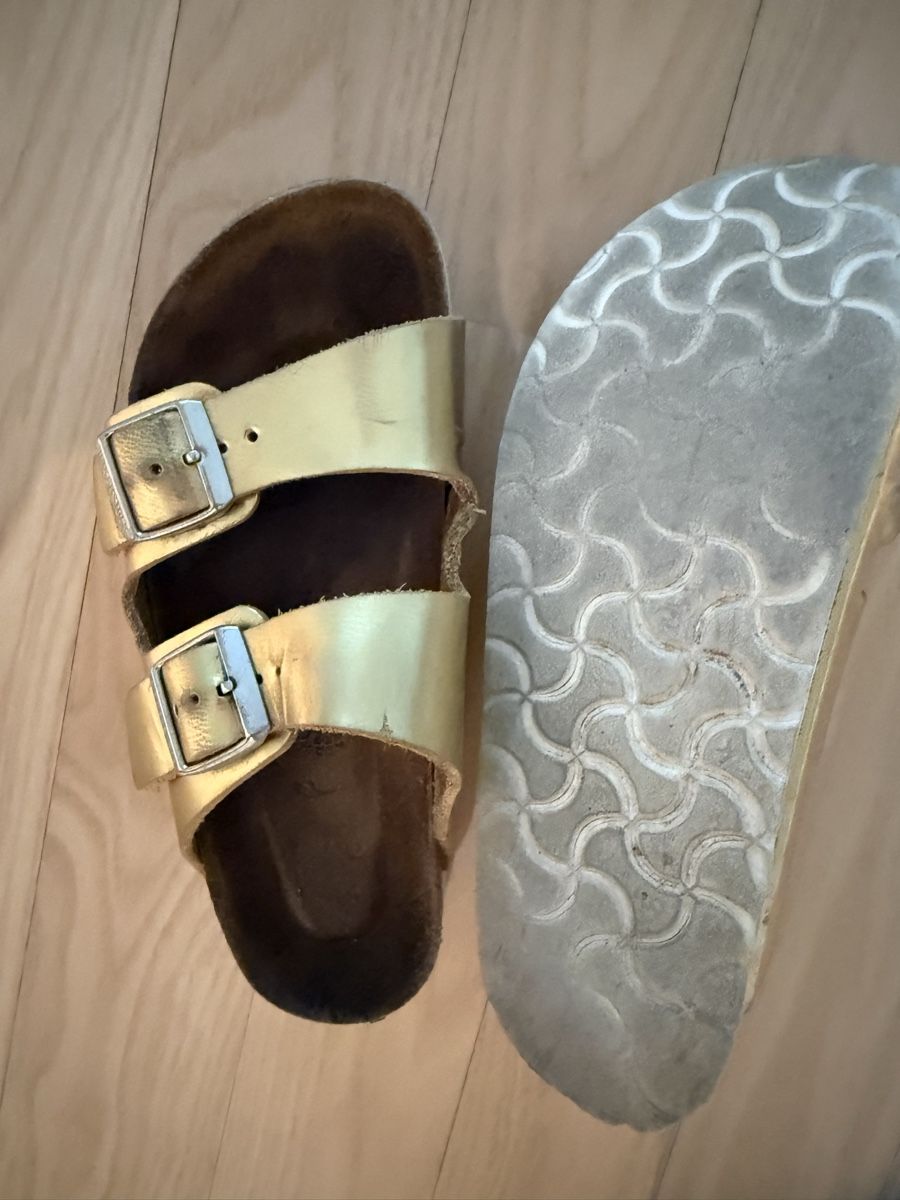 Scarpe da donna: Birkenstock gold gebraucht – Usato da Winterthur venduto da Eileen87 1