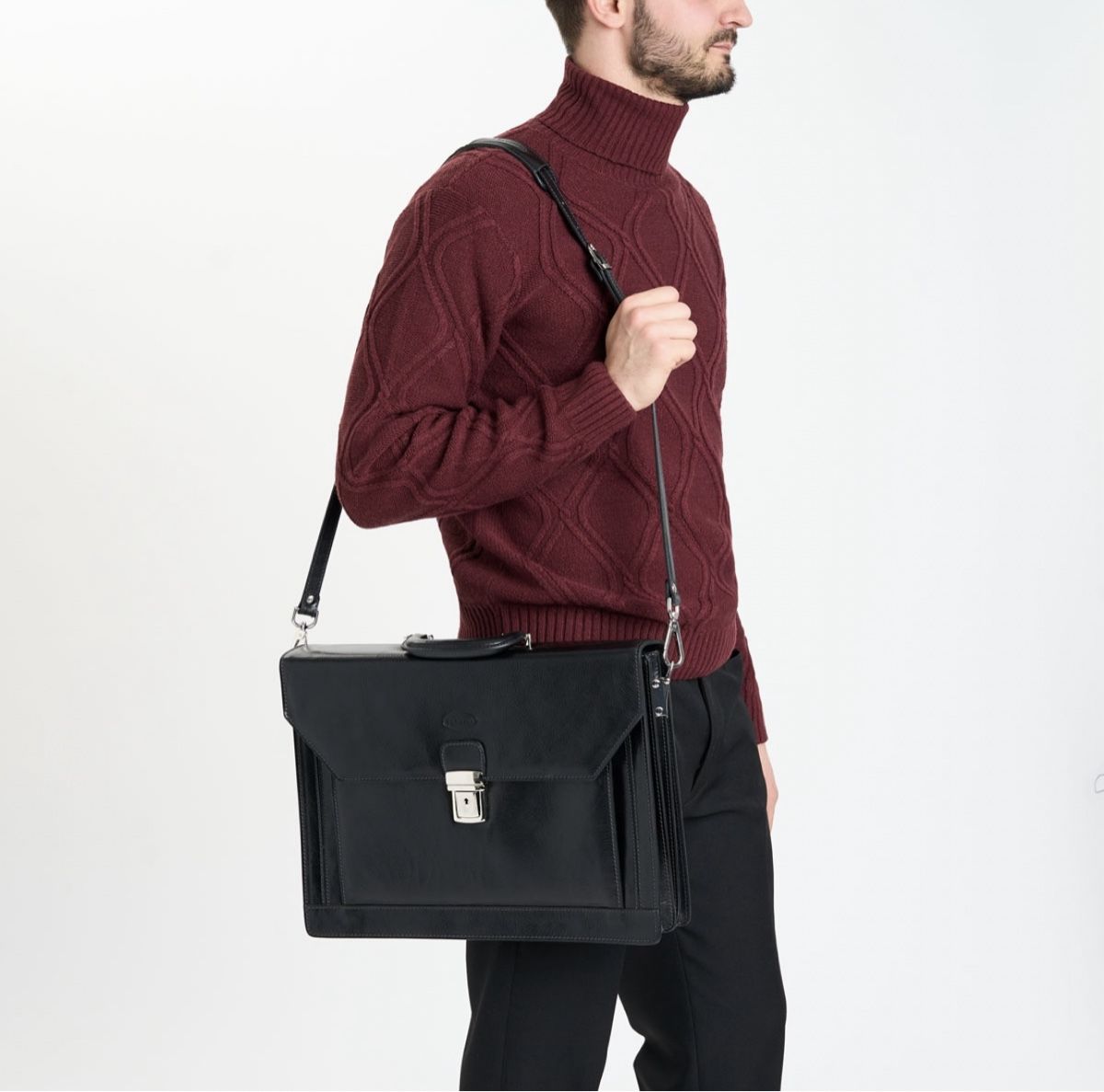 Koffer & Taschen: Aktentasche aus Leder Shenzhen – Neu und originalverpackt aus Wittenbach von WWW.DRILUBAGS.CH 1