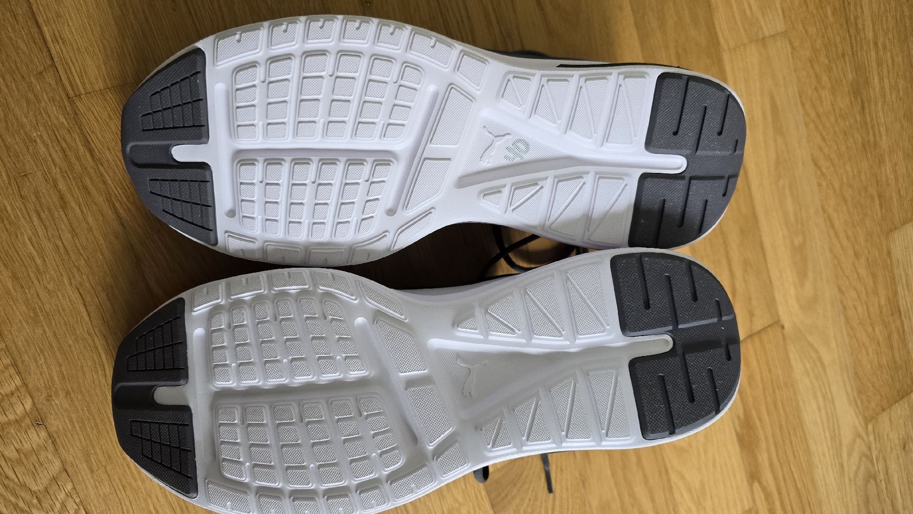 Puma Scarpe da uomo: Puma Softride Enzo Evo Hyperwave NEUE – Nuovo e nell'imballaggio originale da Zug venduto da zebbra192 5