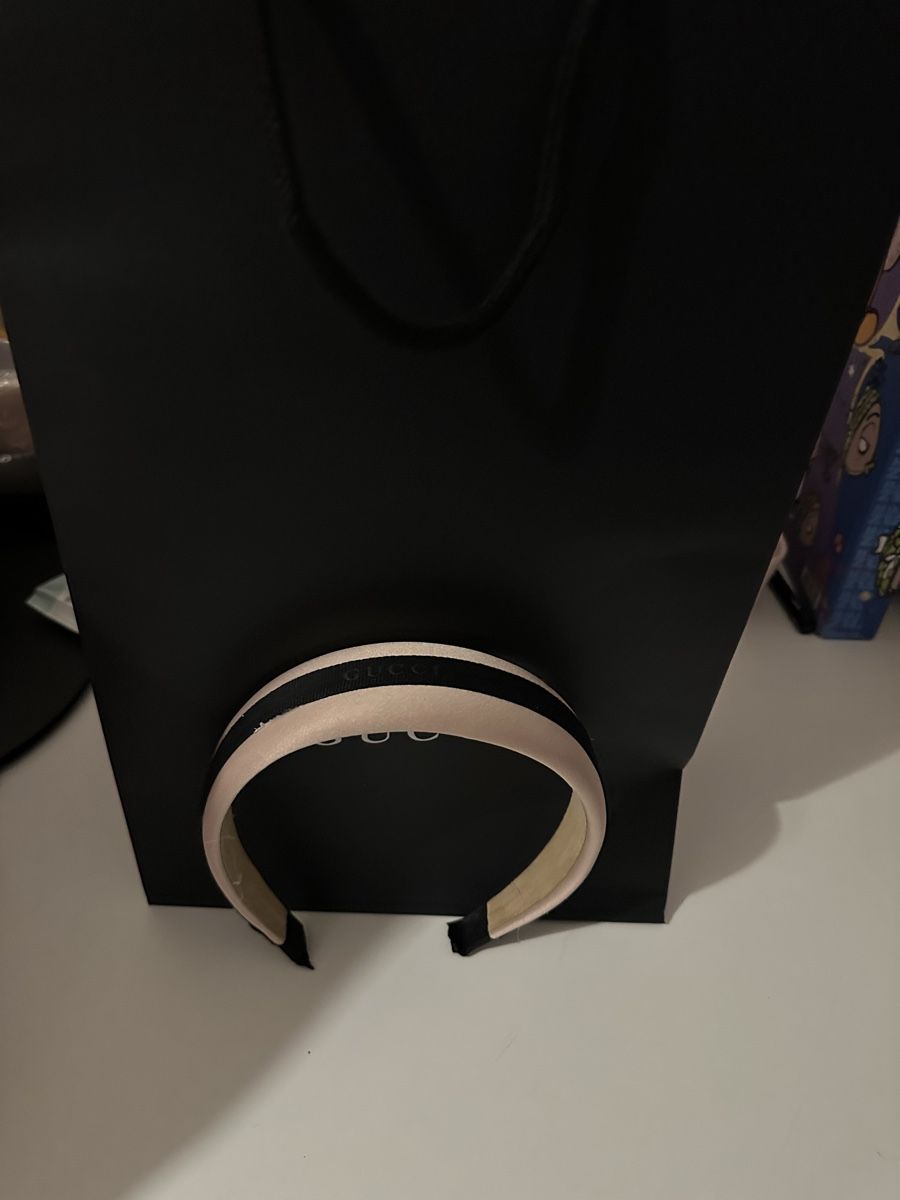 Accessori per capelli: Gucci paper bag plus headband – Nuovo (secondo la descrizione) da Mendrisio venduto da ketolin