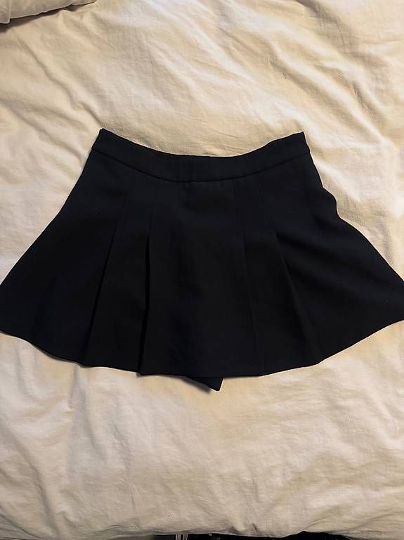 Gonne: Schwarzer Zara Skort. – Usato da Luzern venduto da fer_68nv 2
