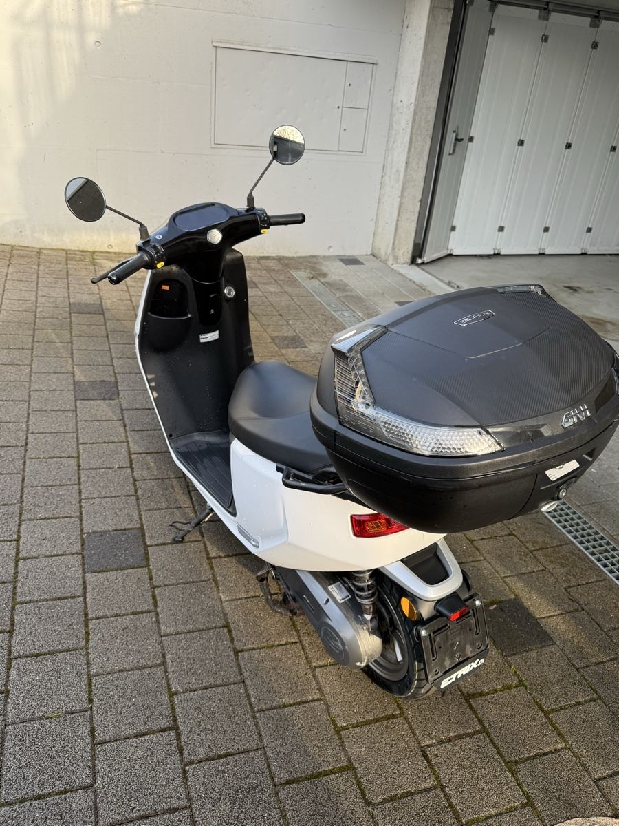 Scooter: Ecooter Etrix E2 R, guter Zustand – Usato da Flaach venduto da wetzgis 5
