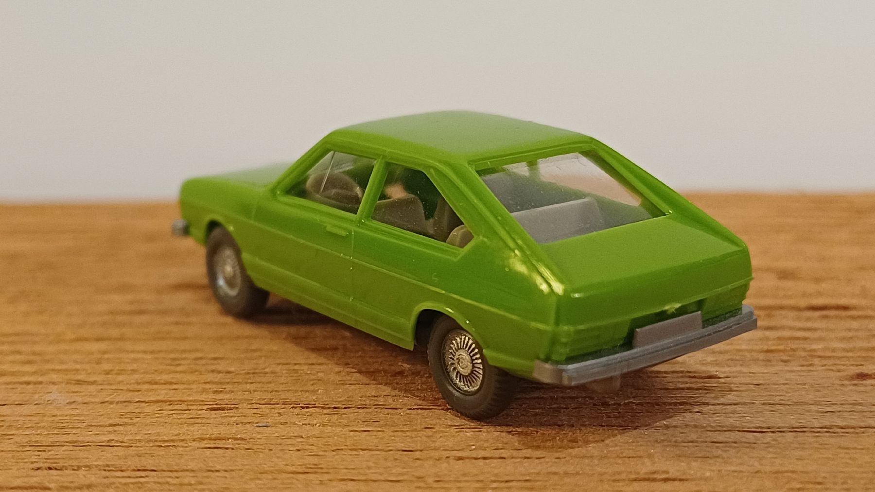 Wiking Modellini d'auto: VW Passat von Wiking – Usato da Uznach venduto da Katinka83 2
