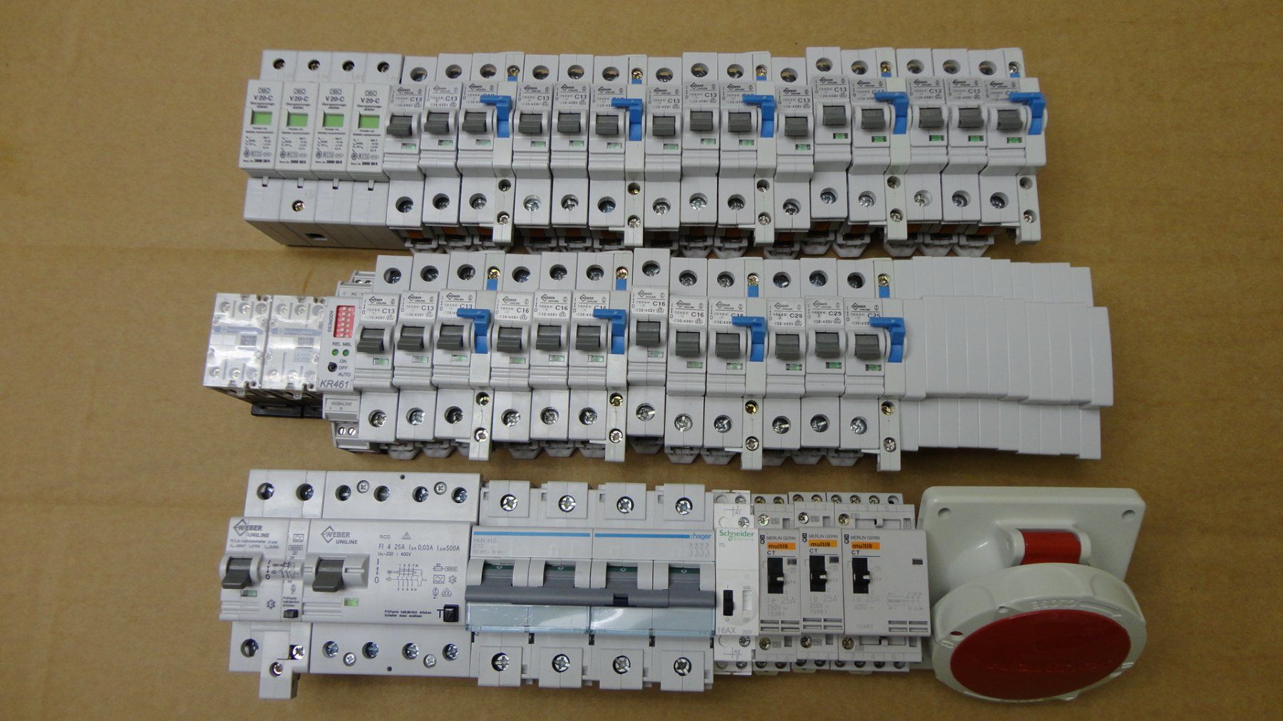 Alimentazione elettrica: FI/LS WEBER UNILINE Leitungsschutzschalter – Usato da Emmen venduto da Dora024