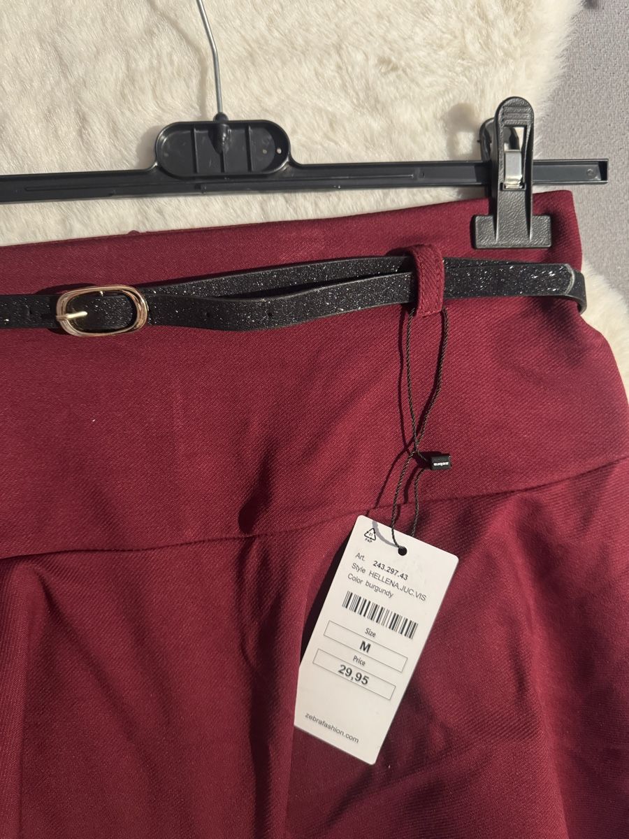 Gonne: Mini jupe / Rock Gr. M mit Gürtel, NEU – Nuovo e nell'imballaggio originale da Künten venduto da bel_6wn2 2