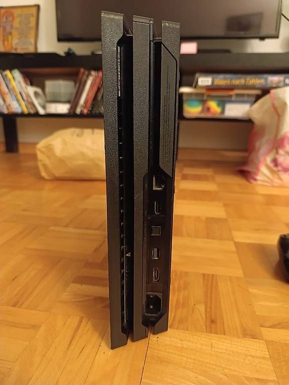 Console: PS4 Pro – Usato da Root venduto da TThurairajah 3