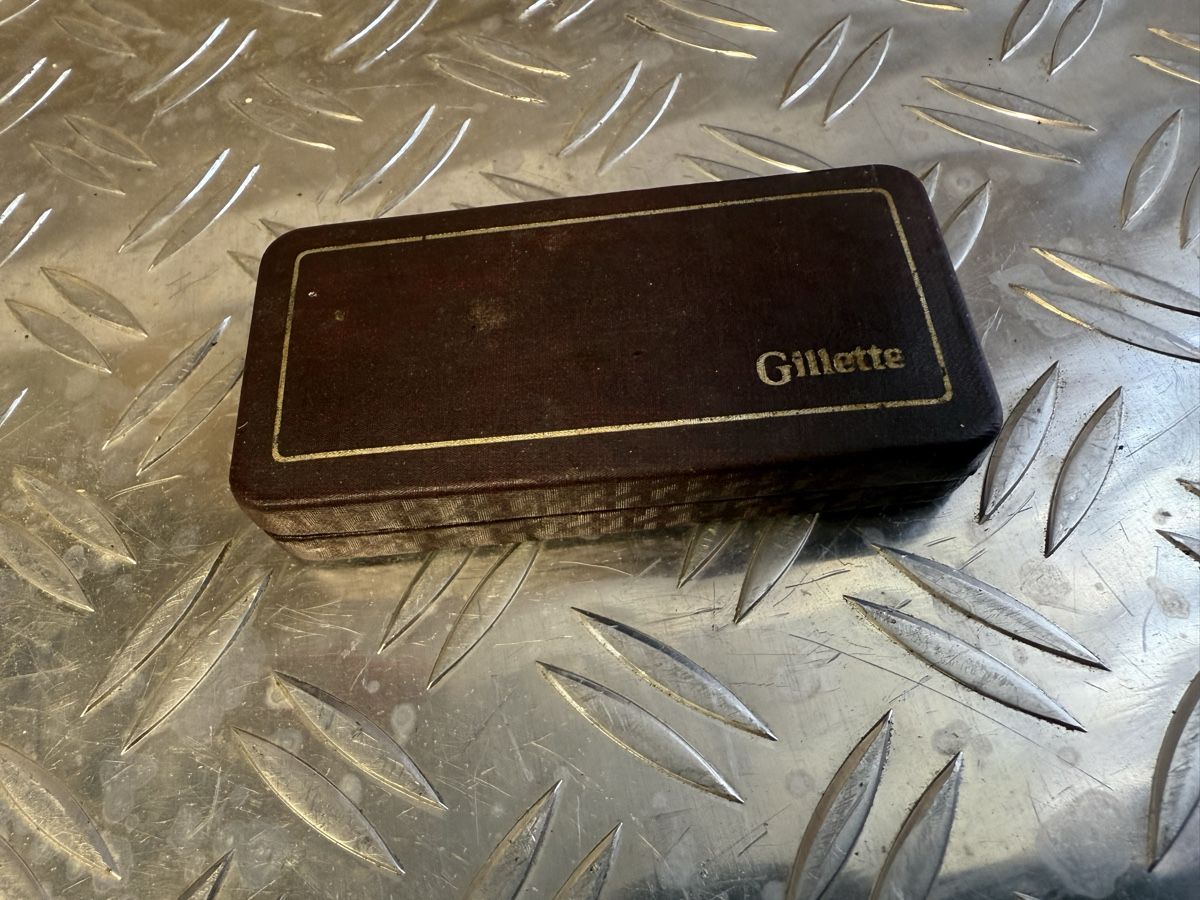 Gillette Rasoi & Lamette da barba: Gillette Vintage – Usato da Horriwil venduto da Carrera68 4