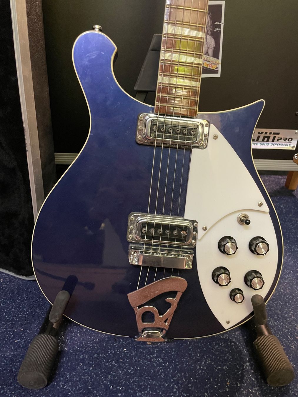 Strumenti musicali: Rickernbacker 620 Midnight Blue – Usato da Zürich venduto da schmickaschmucku 1