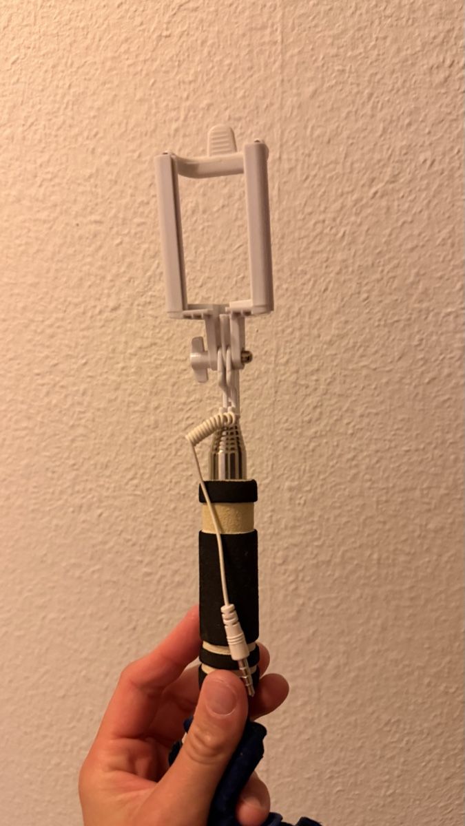 Staffe: Selfistick – Usato da Zürich venduto da jas_lk8w