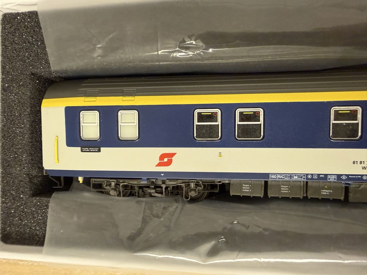 LS Models Modelleisenbahnen: L.S.MODELS ÖBB WLABmz SCHLAFWAGEN NEU – Neu und originalverpackt aus Zürich von Volanbusz 3