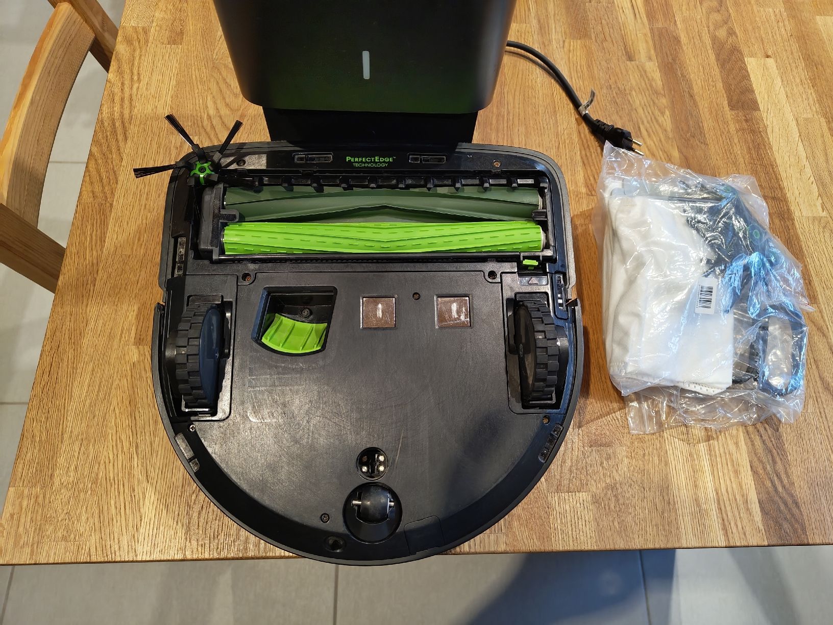 Irobot Aspirapolveri & Accessori: IRobot Roomba s9+ – Usato da Bramois venduto da Babaluca2 1