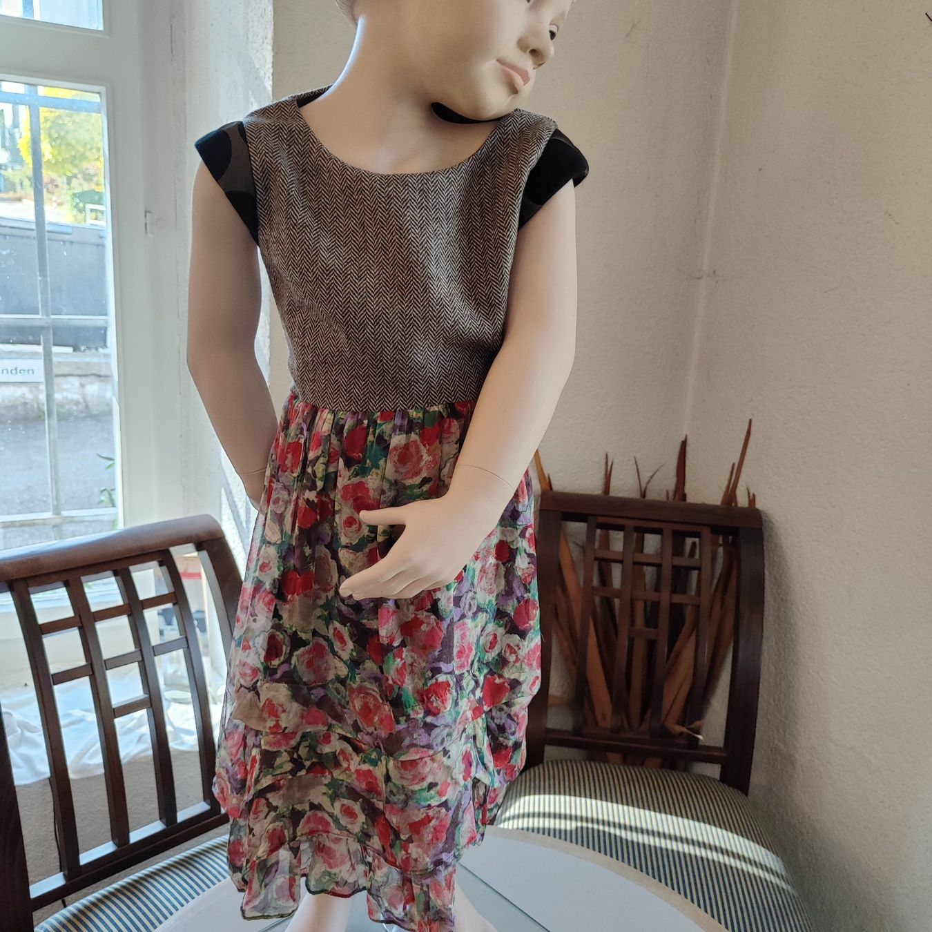 Vestiti & Gonne: Mädchen Kleid GR 110 – Usato da Langnau am Albis venduto da Judithsebi 1