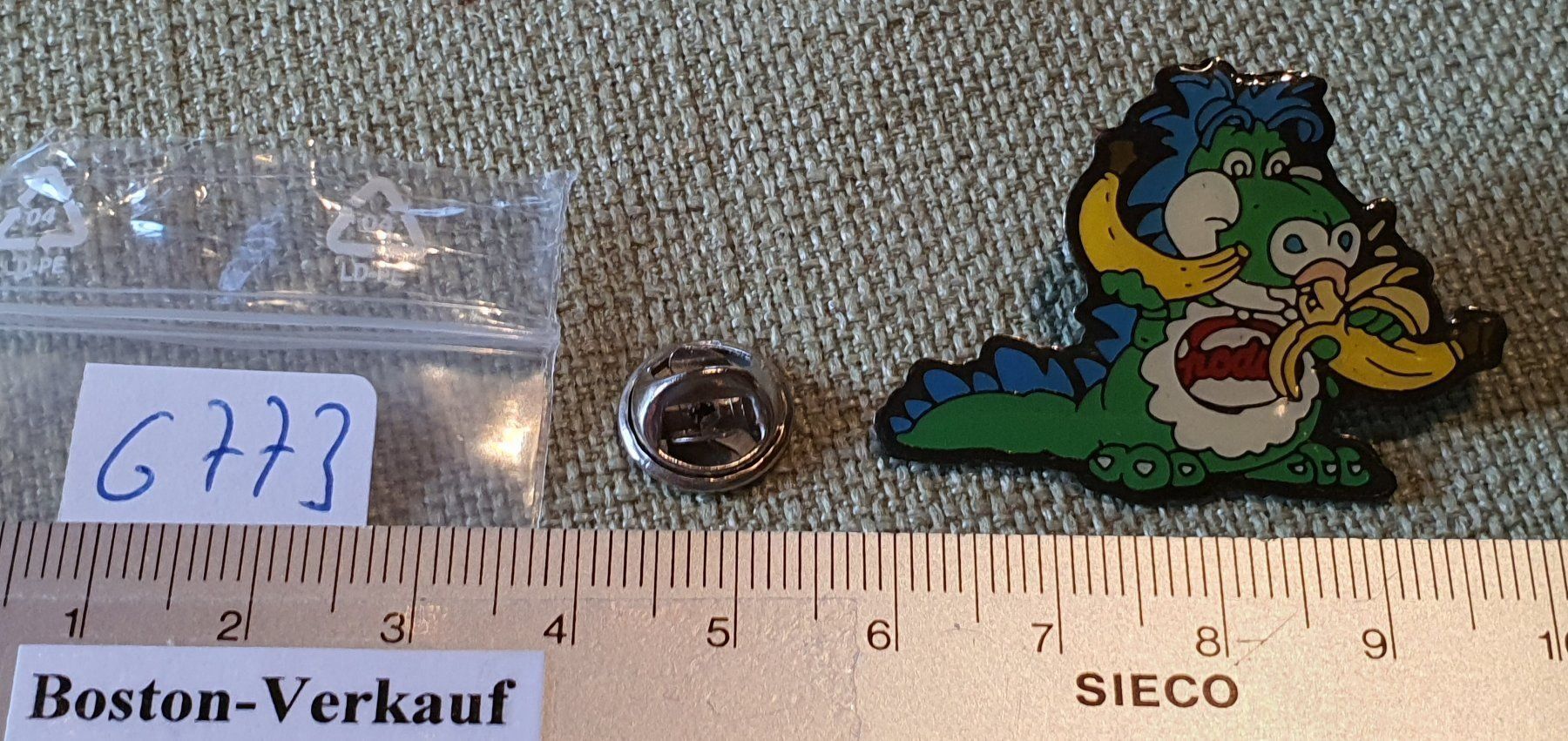 Placchette & Badge: G773 - Pin Dinosaurier – Usato da Reinach BL venduto da Boston-Verkauf 1