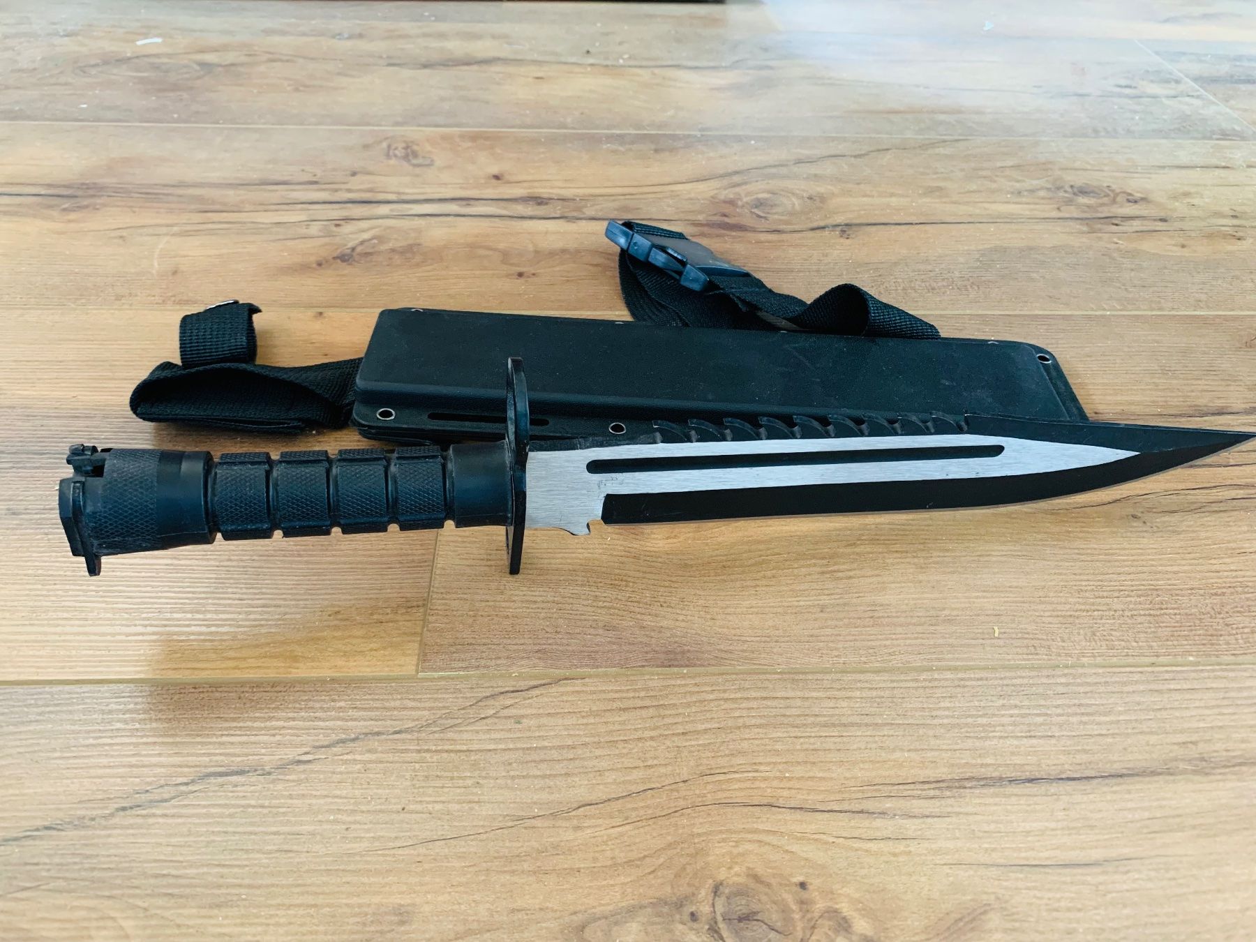 Accessori: Tactical Messer Appuntato 43cm NEU – Nuovo e nell'imballaggio originale da Bergdietikon venduto da shopAgent 6