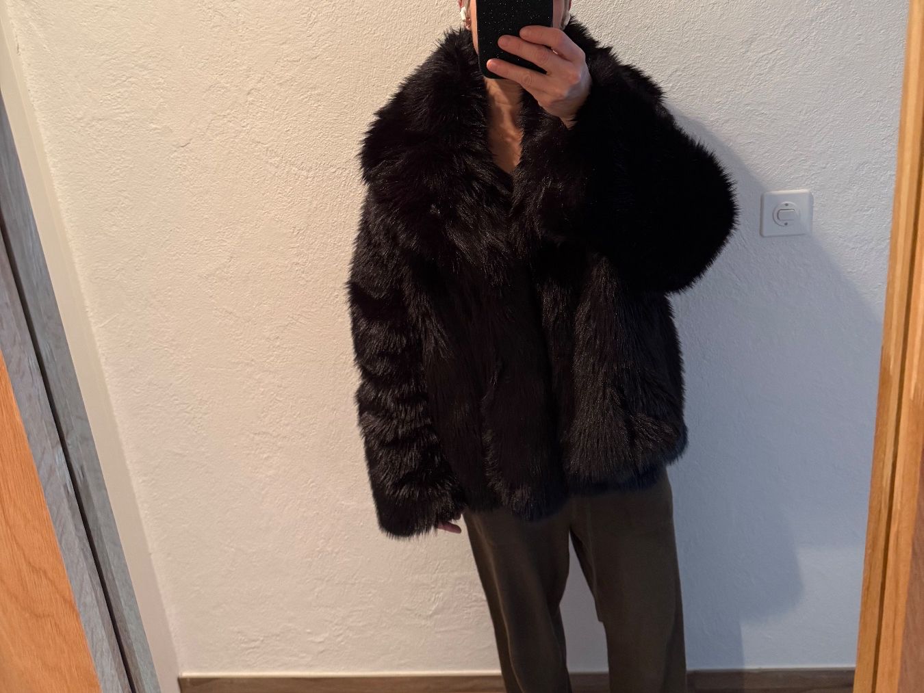 Rundholz Giacche: Rundholz Jacke Kunstfell 36 – Nuovo (secondo la descrizione) da Brugg AG venduto da Simone28 6