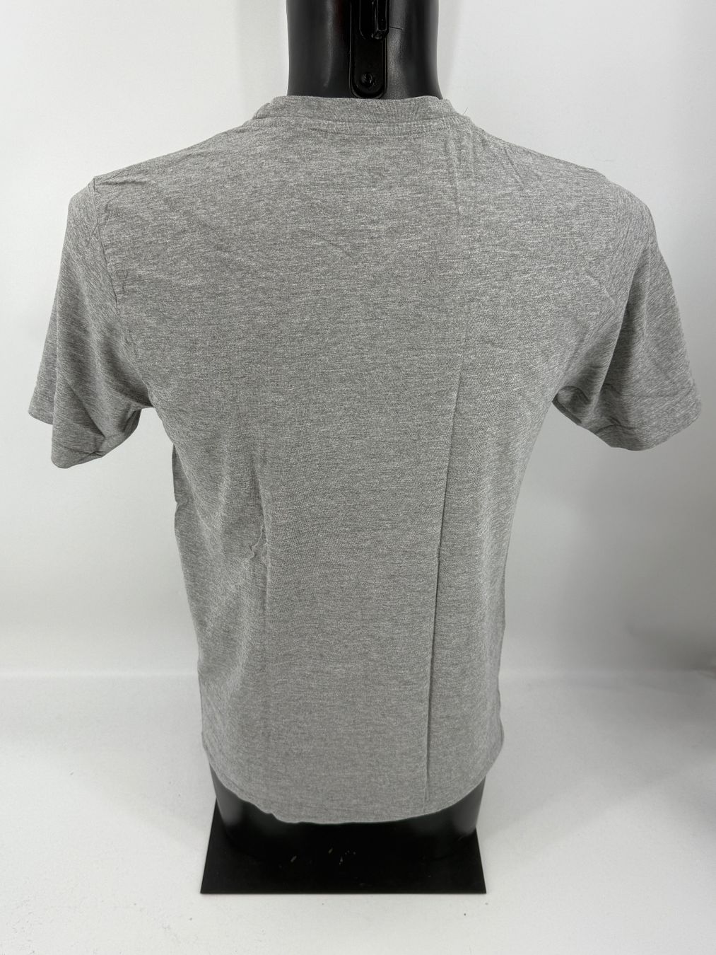 T-shirt: Basic Shirt Gr. M – Usato da Auenstein venduto da moin. 1