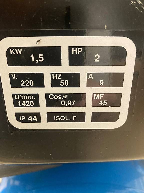 Compressori: Kompressor 220V, 2 Zylinder, 24 Lt. – Usato da Uzwil venduto da Jimmy1971 3
