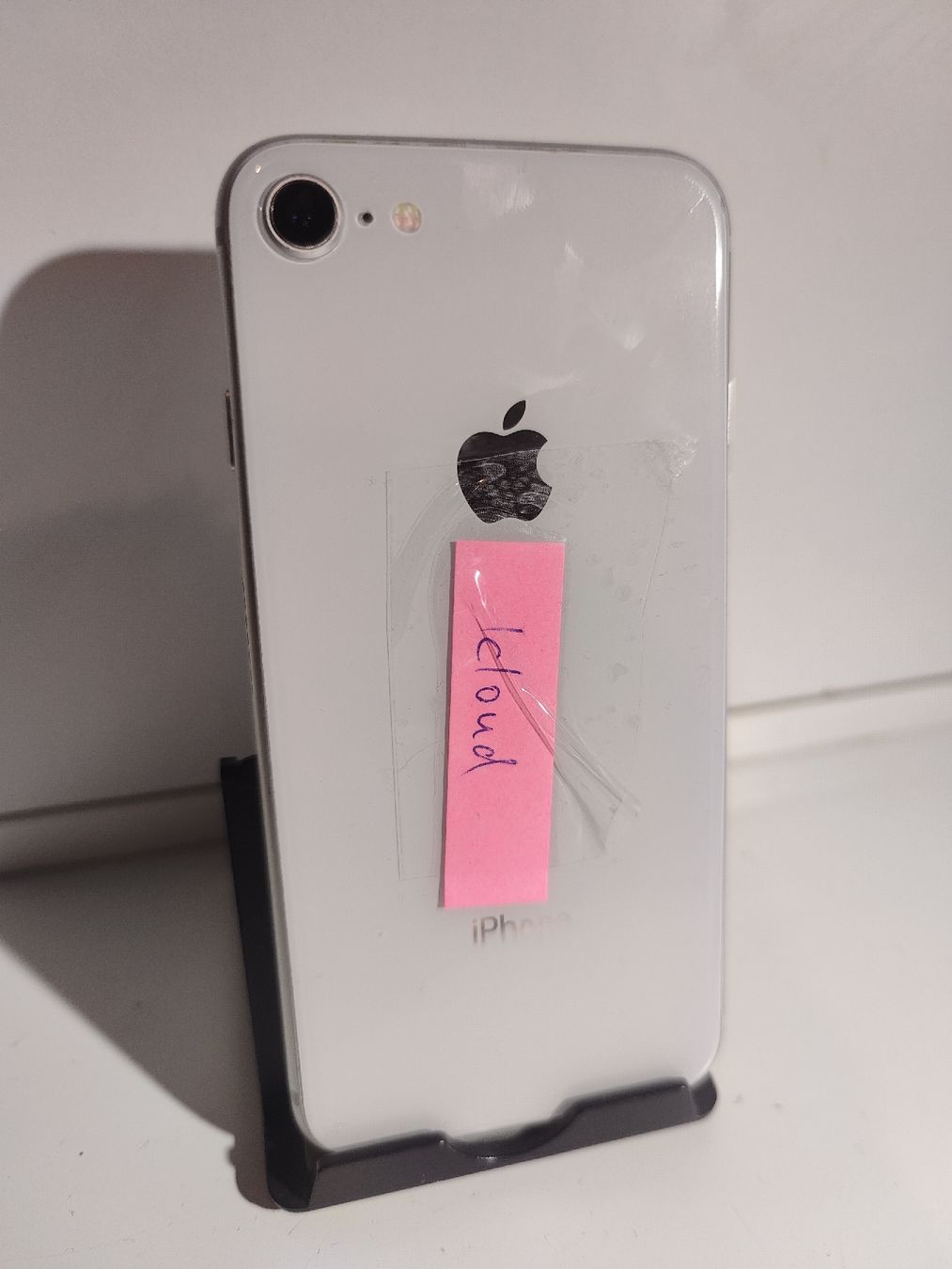 Apple Telefoni cellulari / Smartphones: iPhone 8, Defekt - iCloud Sperre, – Difettoso da La Tour de Peilz venduto da Dejobokin 1