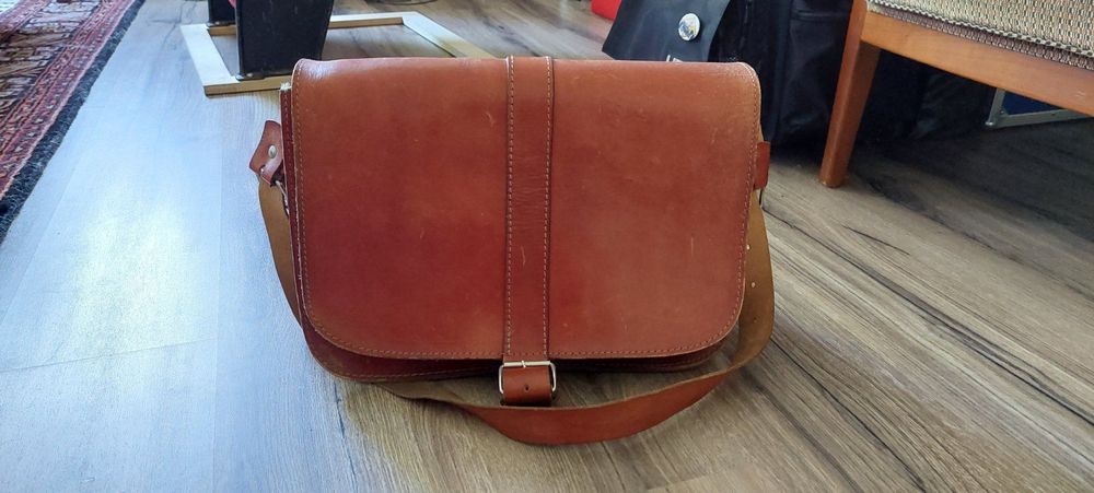 Sacoche épaule Vintage ROBERT CHEAU En Cuir Marron - USA - Occasion