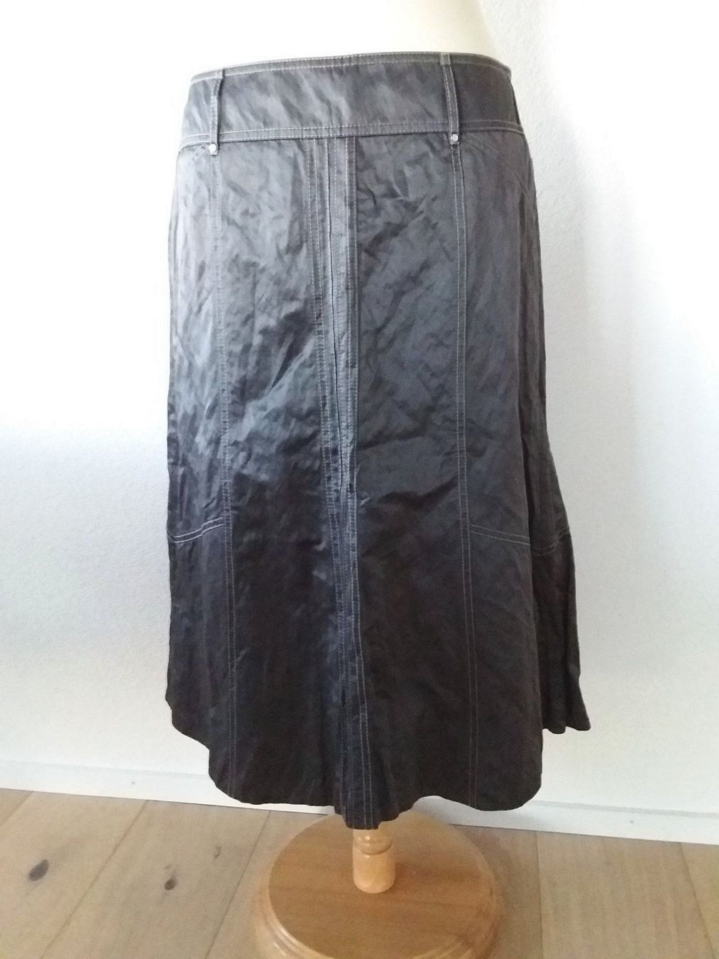 Gerry Weber Gonne: Jupe anthracite Gerry Weber – Usato da La Chaux-de-Fonds venduto da matsujun