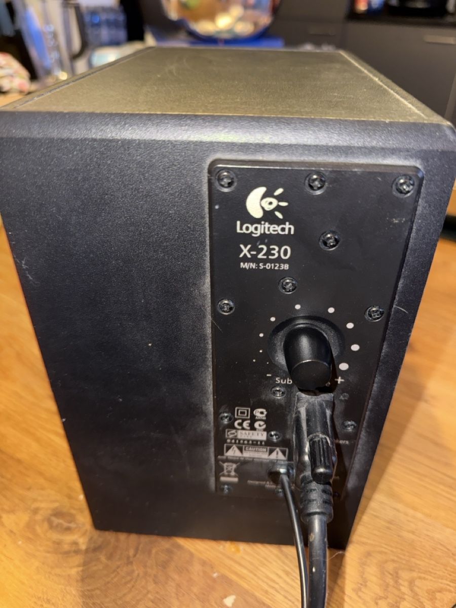 Logitech Casse acustiche: Logitech X-230 2.1 PC-Soundsystem für Bastler oder Ersatz – Difettoso da Wabern venduto da MLPYAQ1027 3