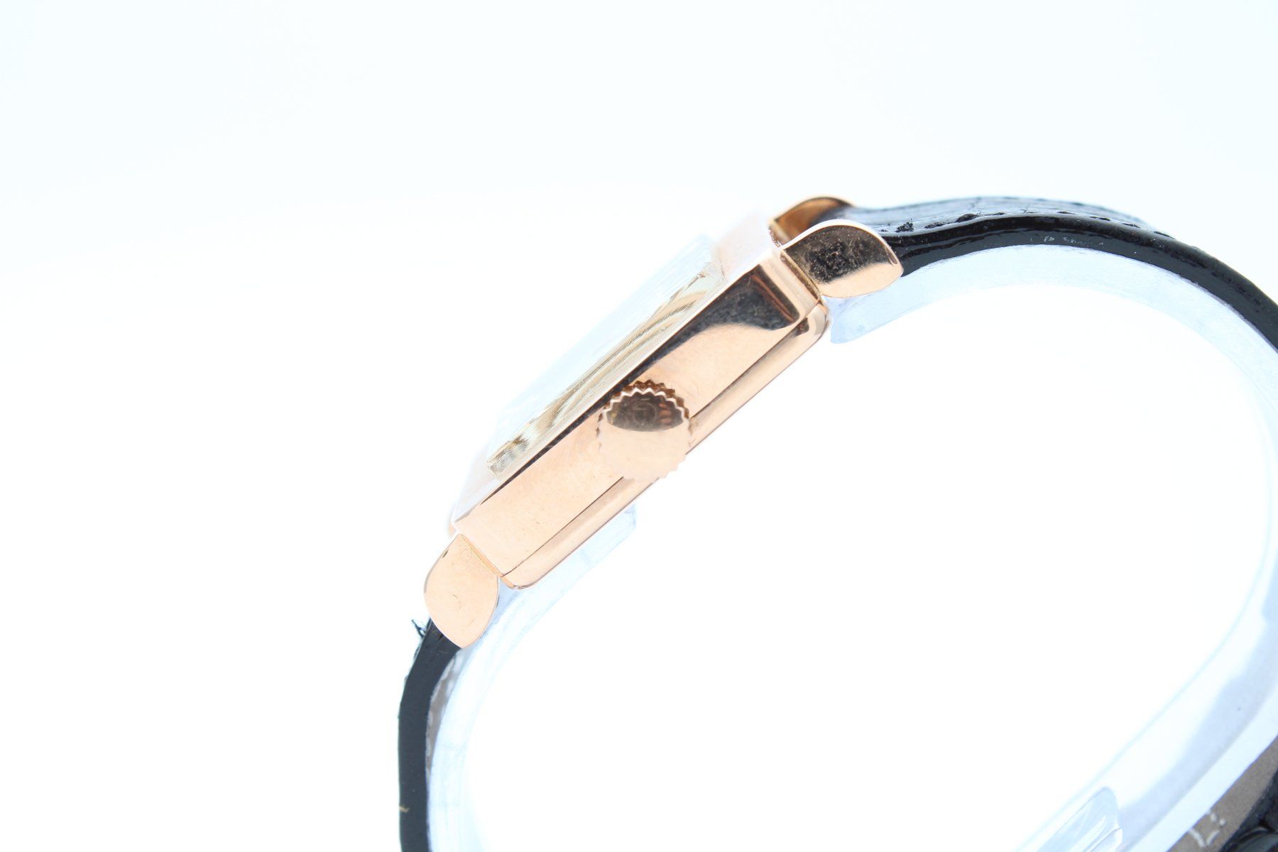 Patek Philippe Uhren: Patek Philippe Square 18K Rose Gold – Ref. 2444R – Gebraucht aus Zürich von Alphawatch 3