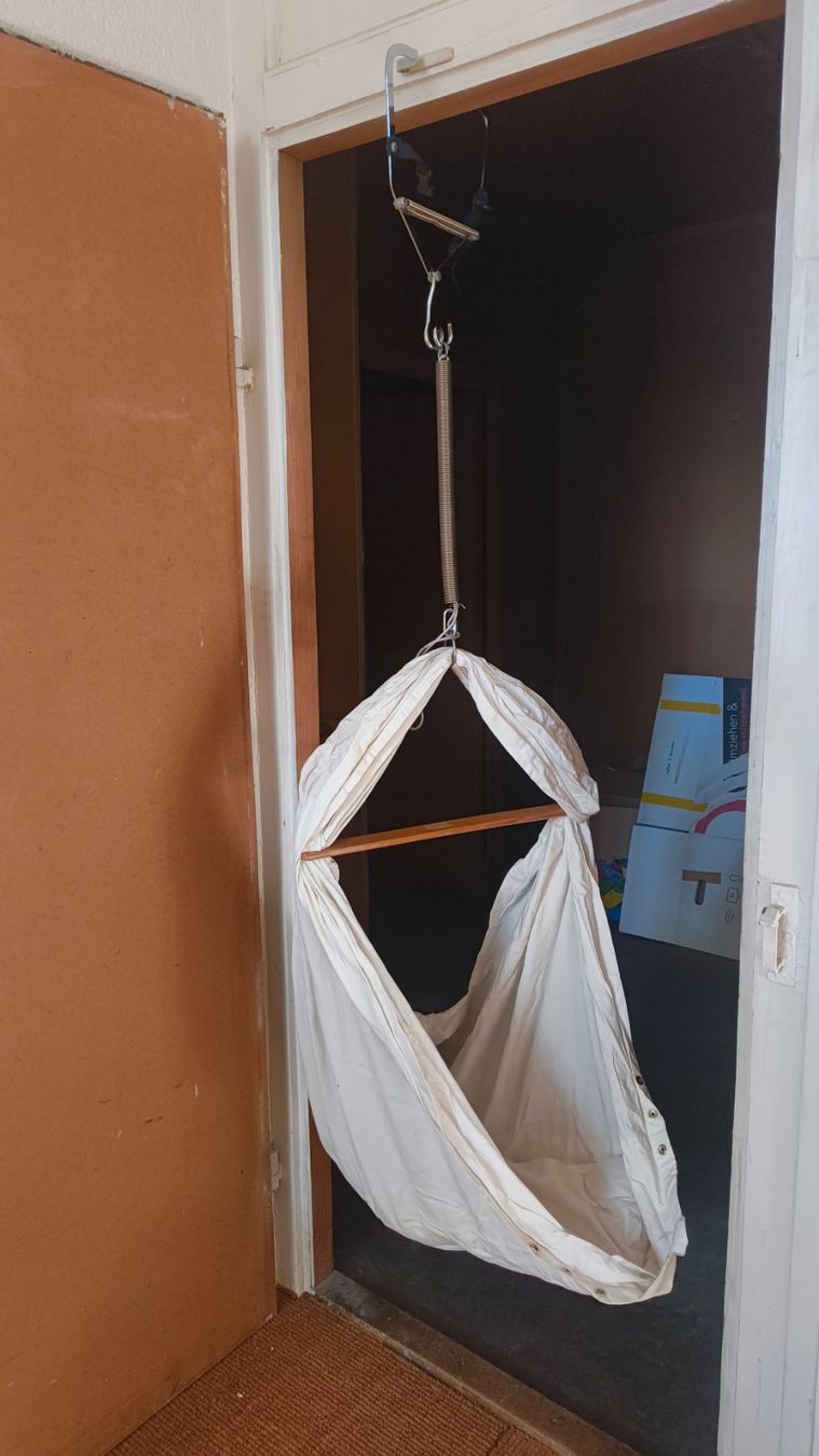Sdraiette & Sdraiette a dondolo: Dondolo - Federwiege – Usato da Langenthal venduto da Bamboocha3