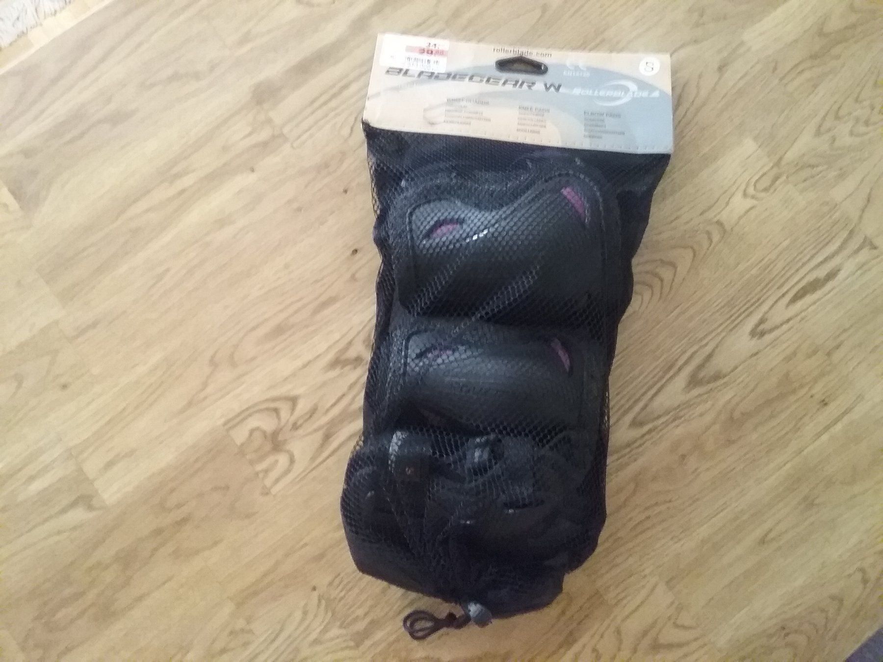 Protezioni & Imbottiture: Neue 3 teilg Rollerbladeschützer Gr. S – Nuovo e nell'imballaggio originale da Zürich venduto da lehmi1 1