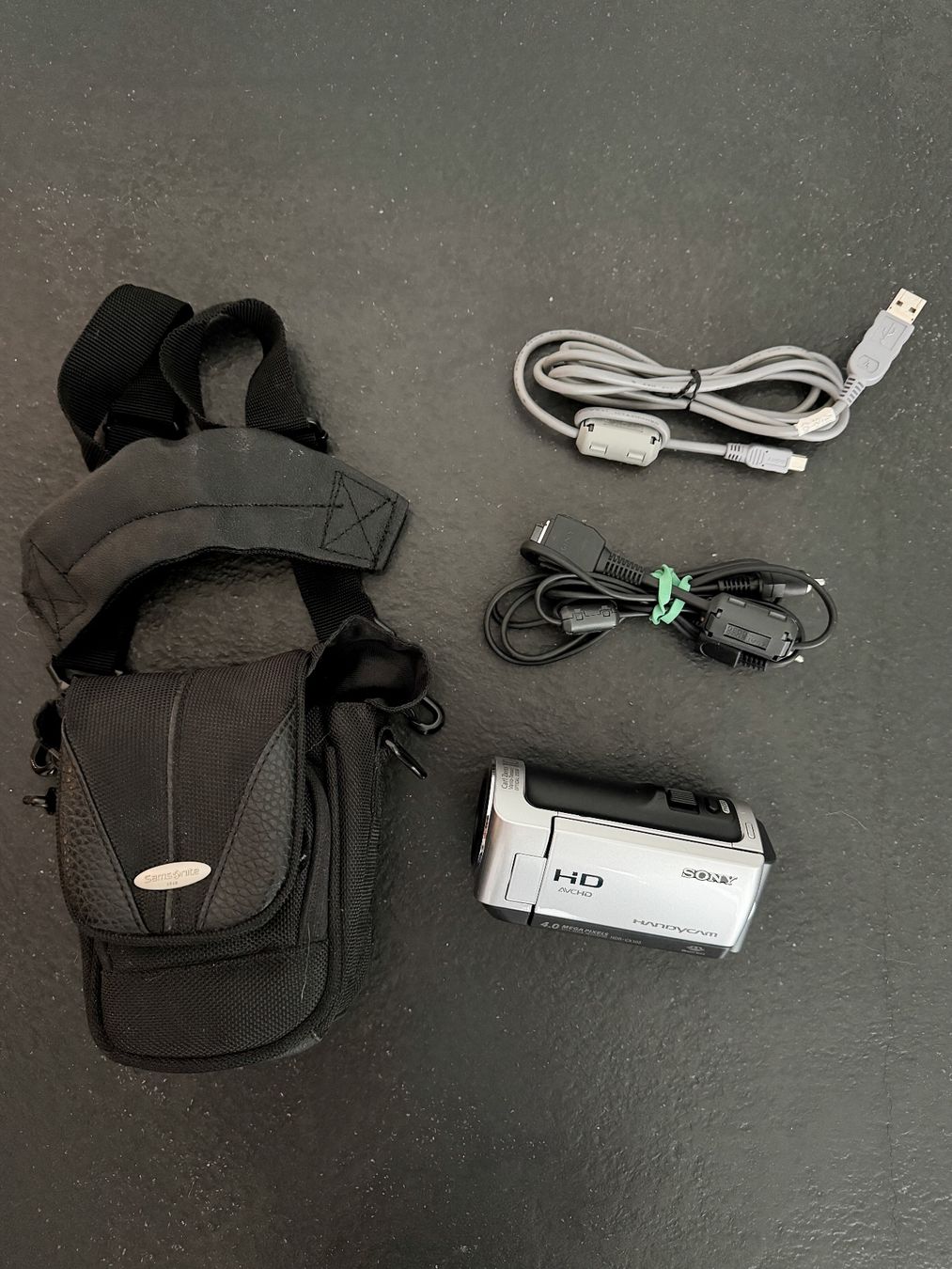 Sony Videocamere: SONY Handycam HD – Usato da Zürich venduto da Aztecrose1994 3