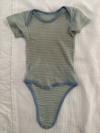 Baby Body Wolle kurzarm blau weiss guter Zustand