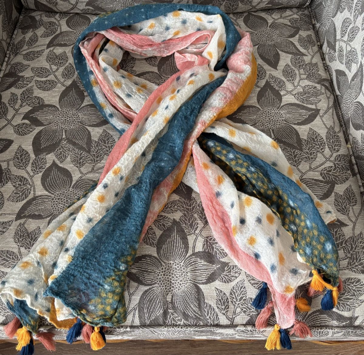 Foulard & Sciarpe: Damenschal! – Usato da Einsiedeln venduto da sum_xm7z