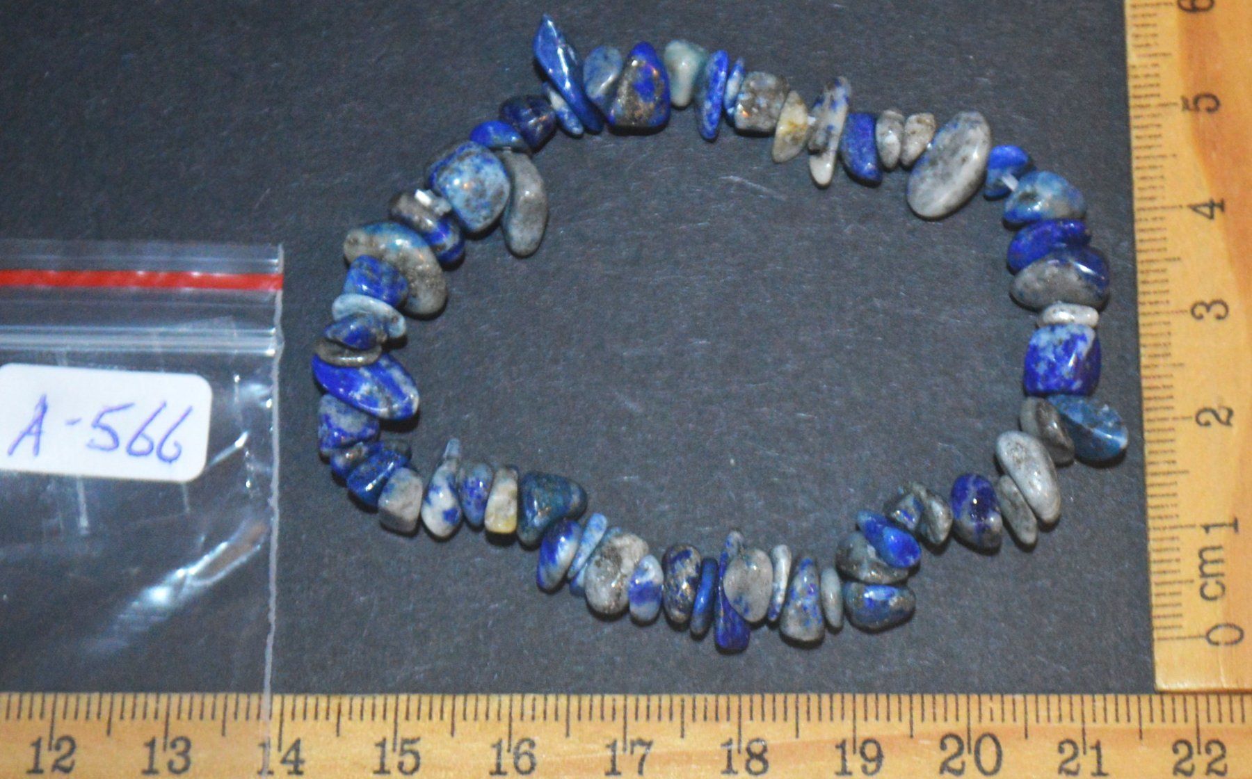 Armbänder & -reifen: Armband A-566 – Lapislazuli – elastisch – Neu und originalverpackt aus Goldiwil (Thun) von han_v5b7