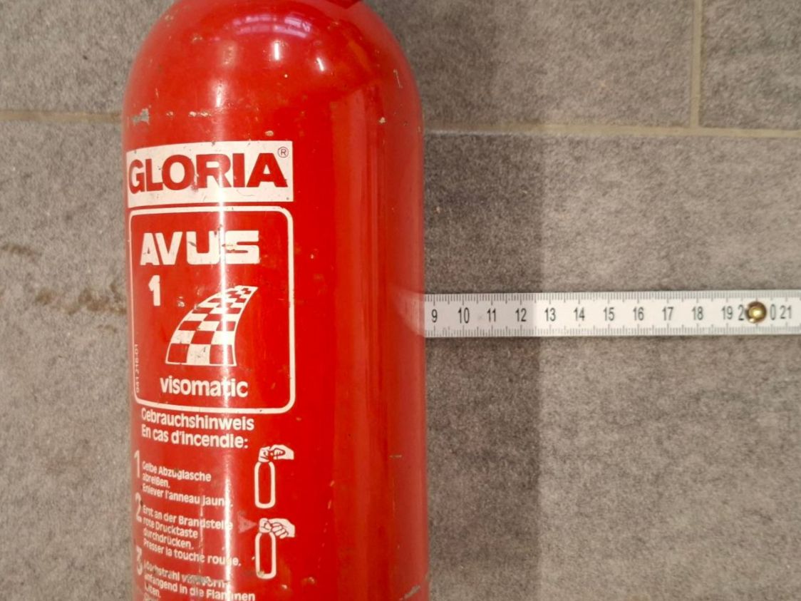 Estintori: Alter Feuerlöscher Klein – Usato da Ebikon venduto da Dubi1 1