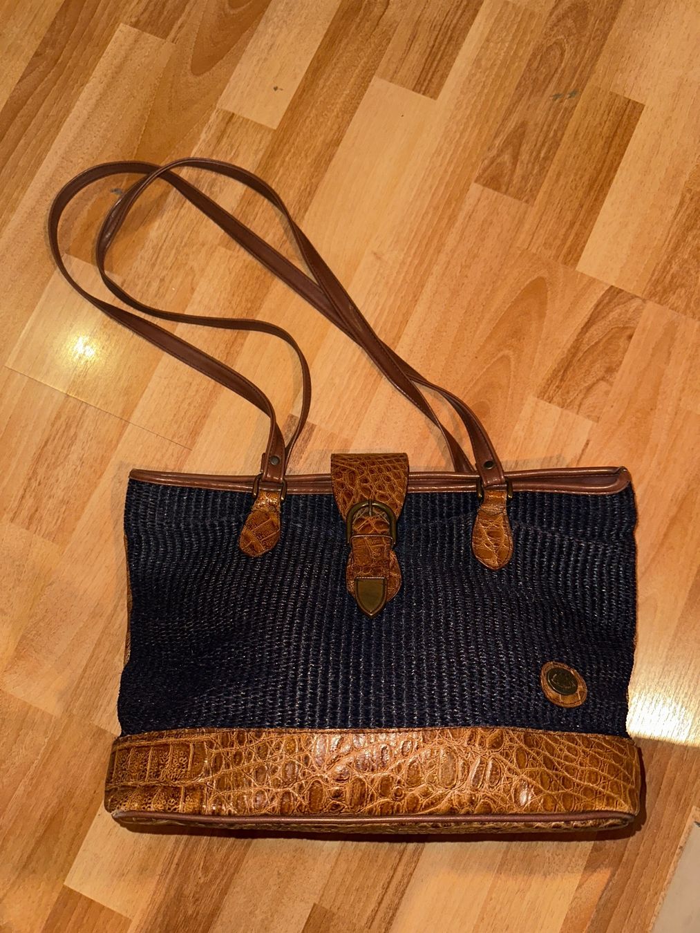 Borse da donna: Monti Belli Italia Handtasche – Usato da St. Gallen venduto da mai_gd7k