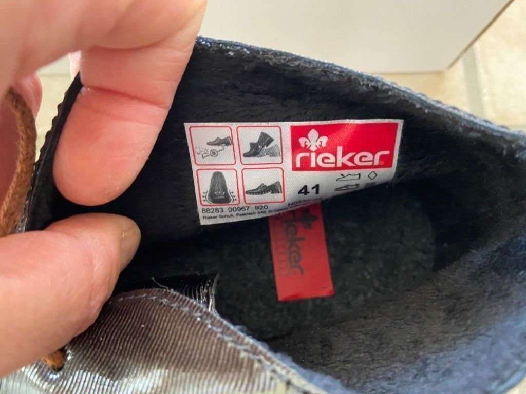 Rieker Scarpe da donna: Neue Rieker Stiefeletten Grösse 41 – Nuovo (secondo la descrizione) da Beatenberg venduto da nonnkari 4