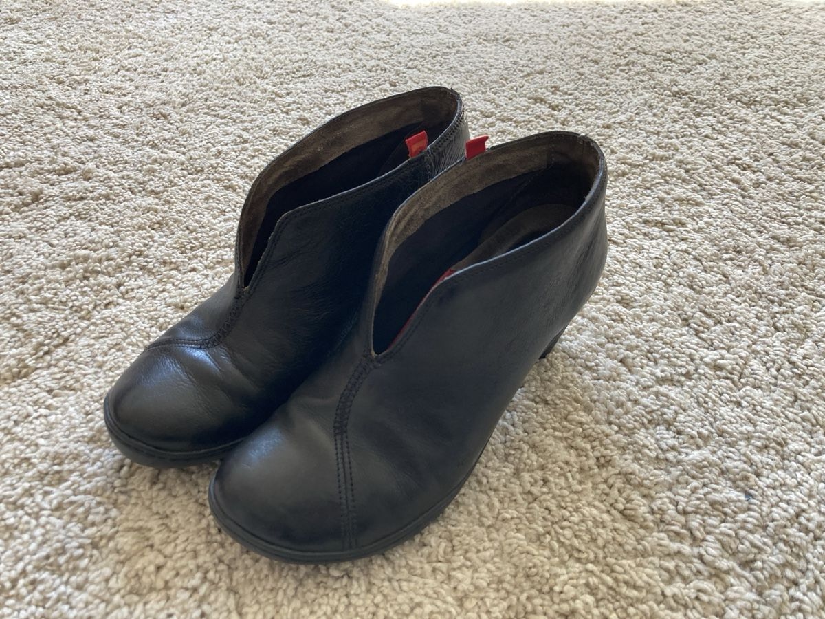 Camper Damenschuhe: Hübsche, originelle schwarze Schuhe Camper Gr. 35-36 – Gebraucht aus Allschwil von waldlachen 1