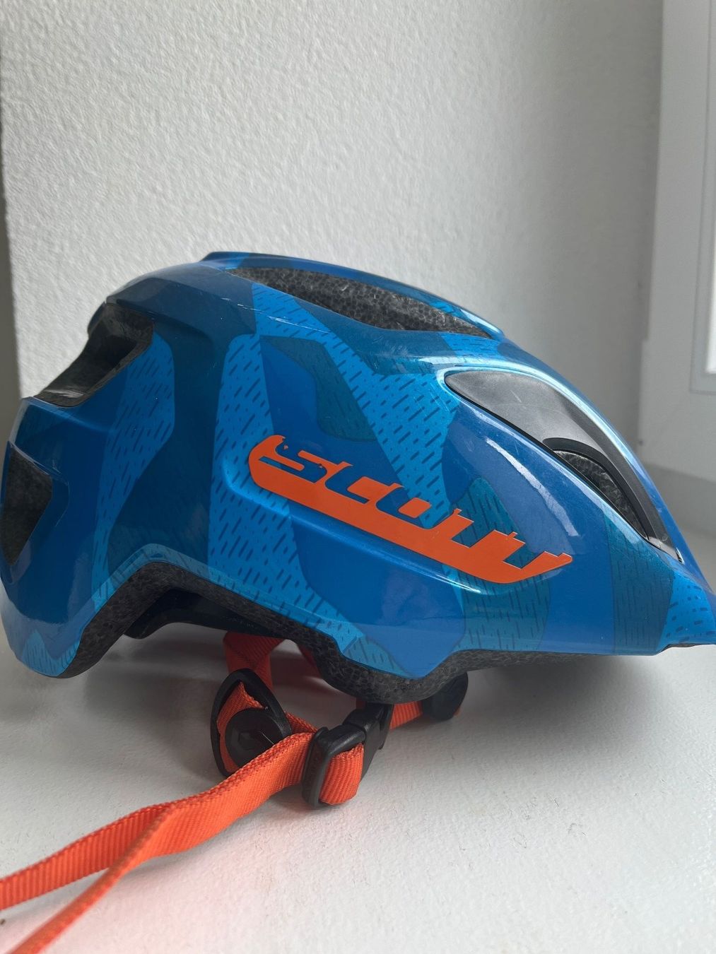 Scott Helme: Casque de vélo SCOTT Spunto JR – Gebraucht aus Court von Style_ambre 2