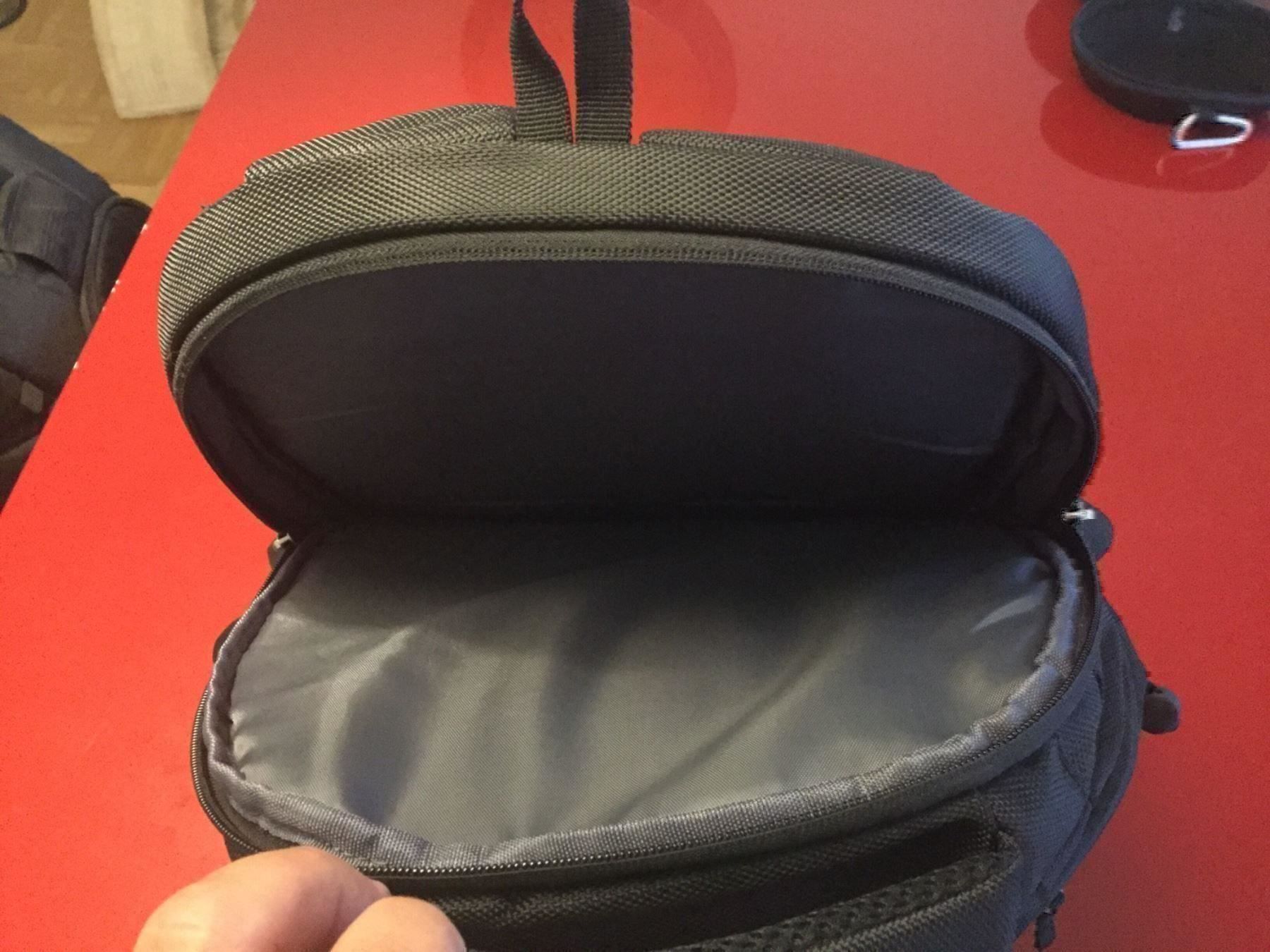 Taschen: SAC POUR APPAREIL PHOTO – Gebraucht aus Brügg BE von traindenuit 4