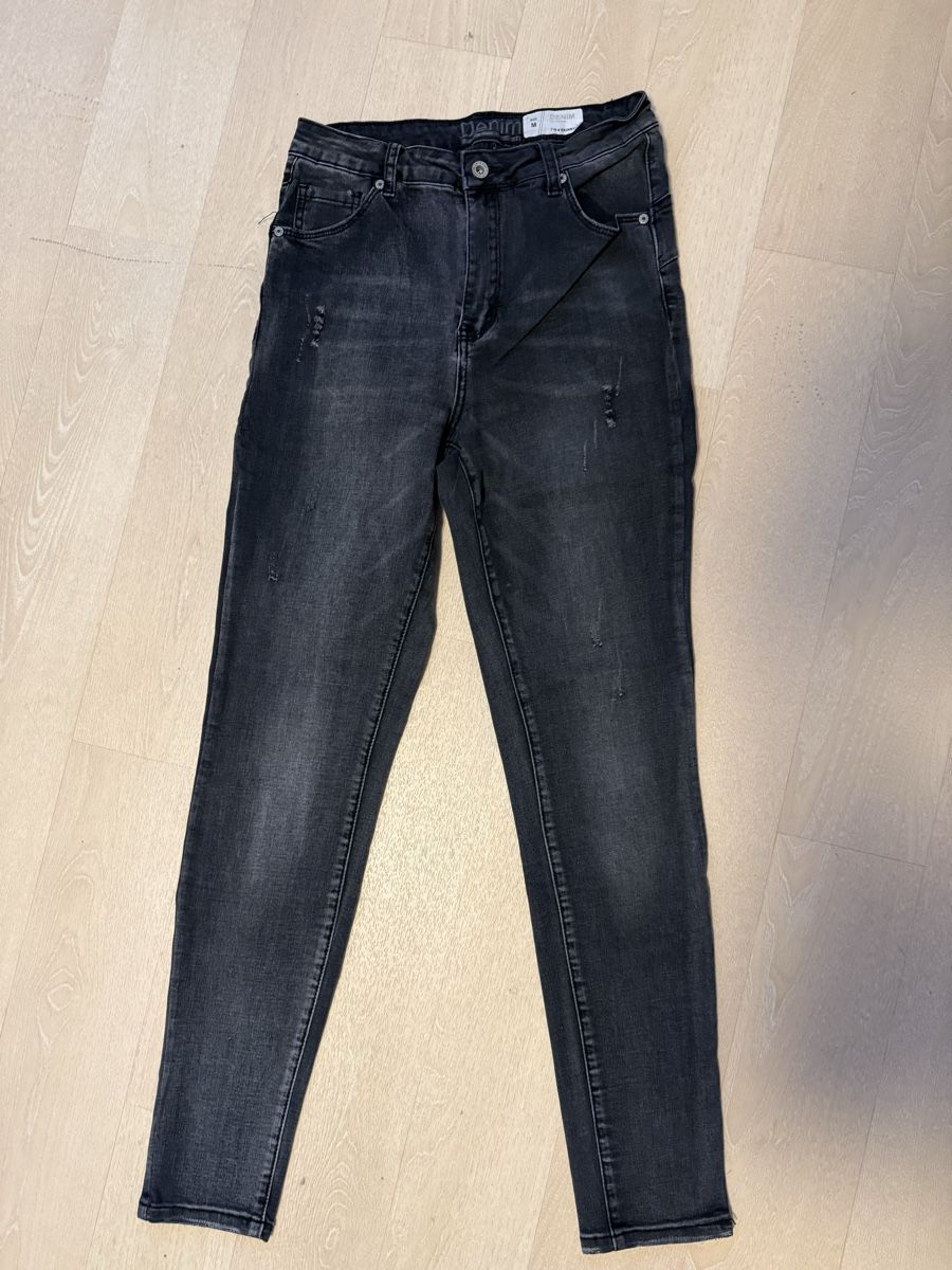 Jeans: 2 Jeans neu – Neu (gemäss Beschreibung) aus Bönigen von nay_w9nv